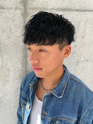 ショート カラー パーマ ヘアアレンジ メンズ 亀井隆汰/メンズ専門 パーマ/フェード可のヘアスタイル