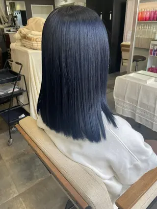 セミロング カラー 吉村 夏椰のヘアスタイル