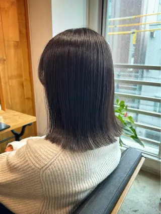 ミディアム レイヤー/大人ボブ| ワタナベ リョウカのヘアスタイル