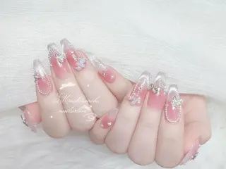 ネイル MochiMochi 🎀新宿/長さ出しのネイルデザイン
