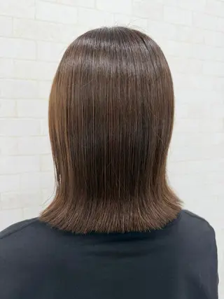 ショート カラー 梅本 つかさのヘアスタイル