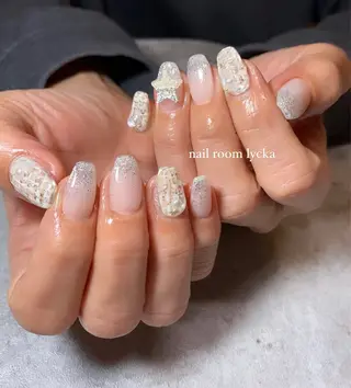 ネイル ネイルルームリッカ 𝐦𝐚𝐲𝐮のネイルデザイン