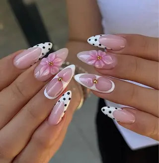 ネイル Julie Nail Rinのネイルデザイン