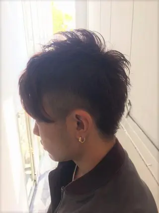 ショート メンズ パピヨンロゼ 髪質改善/酸性のヘアスタイル