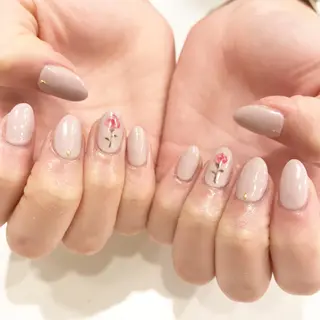 ネイル 板垣 綾乃のネイルデザイン