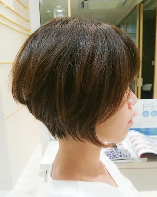 ショート ヨシザワ ユウトのヘアスタイル