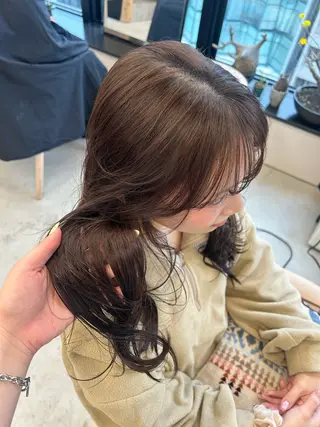 ロング カラー SiLO Yukinaのヘアスタイル
