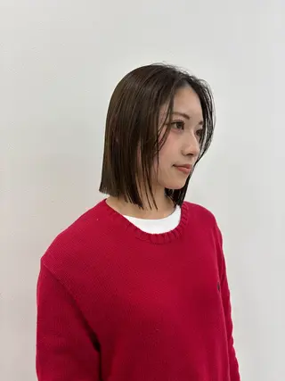 ショート カラー 抜け感レイヤー︴ ニュアンスカラーのヘアスタイル