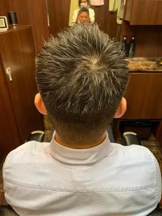 メンズ プレミアムバーバー 草野のヘアスタイル