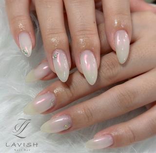ネイル LAVISH sakiのネイルデザイン