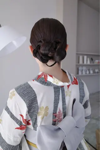 セミロング NAGI ヘアメイクのヘアスタイル