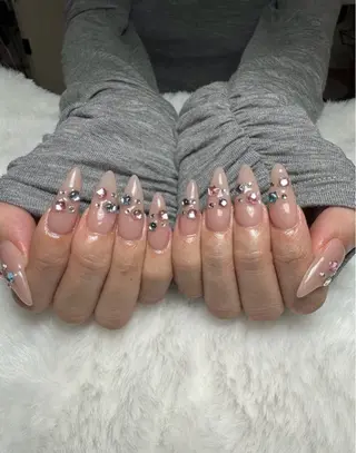 ネイル 佐藤 アミのネイルデザイン