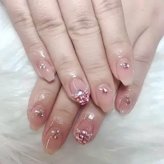 ネイル 🎀kira 長さだし💗モチ最高のネイルデザイン