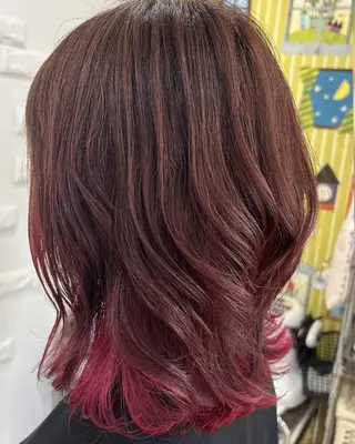 ミディアム 佐藤 帆春のヘアスタイル