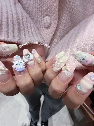 ネイル ️🫧もこ 艶感ネイル🫧のネイルデザイン