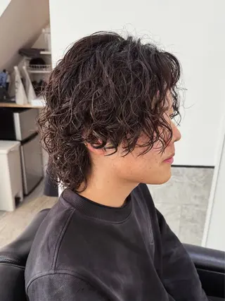 パーマ ハイトーン✨髪質 改善🌈🫧RYOのヘアスタイル