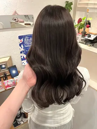 ロング 栗林 惟のヘアスタイル
