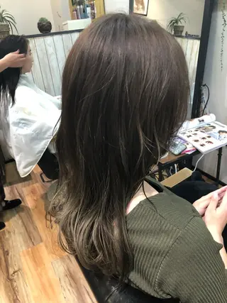 セミロング カラー taishi taishiのヘアスタイル