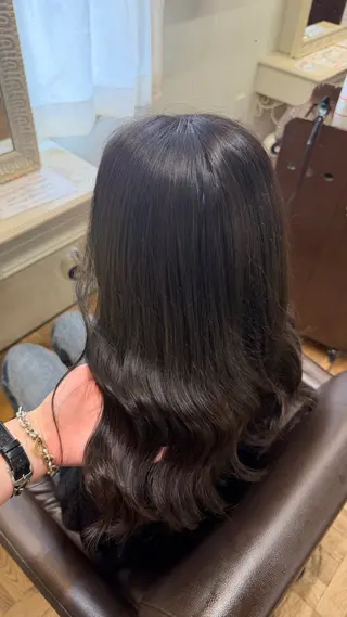 セミロング 南草津/トレンドカラ ー/パーマ 西村美月のヘアスタイル