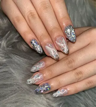 ミディアム ネイル yukina nailのネイルデザイン