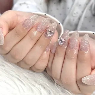 ネイル LAVISH momoneのネイルデザイン