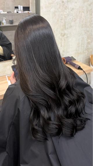 ロング 田中 望有のヘアスタイル