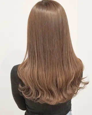 ロング カラー ヘアアレンジ N° uairo 川崎店【ユアイロ】のヘアスタイル