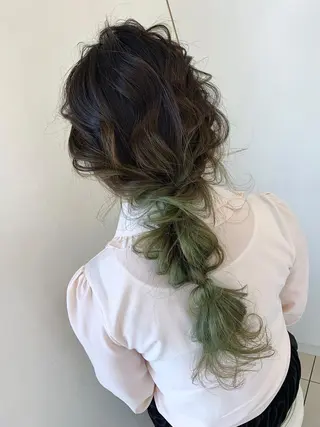 セミロング 穐田 司樹のヘアスタイル