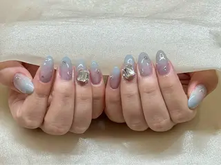 ネイル CHERIR Emiのネイルデザイン