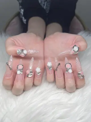 ネイル Lee Nailsのネイルデザイン