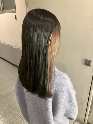 セミロング カラー 清村 和音のヘアスタイル