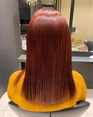 セミロング カラー 小出 彩水のヘアスタイル