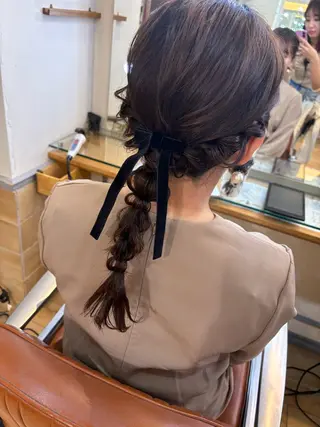 セミロング ヘアアレンジ 韓国ヘアー🇰🇷 MIWAのヘアスタイル