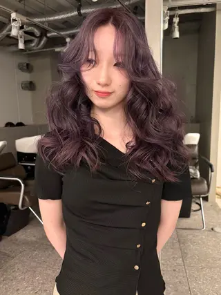 カラー YUUNA ハイトーンカラーのヘアスタイル