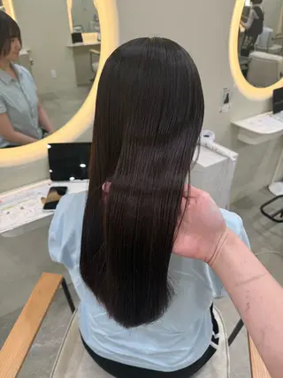 🩶 AIRA / 透明感カラー 🩶のヘアスタイル
