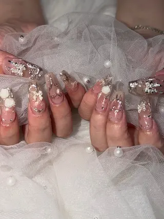 ネイル EmaNail MOMOのネイルデザイン