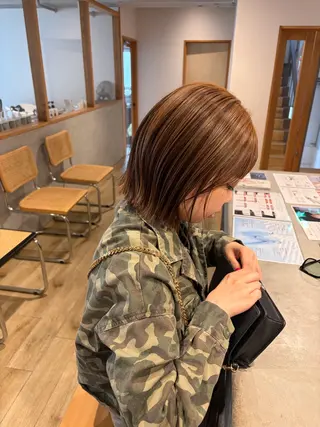 カラー まとい  ︎︎のヘアスタイル