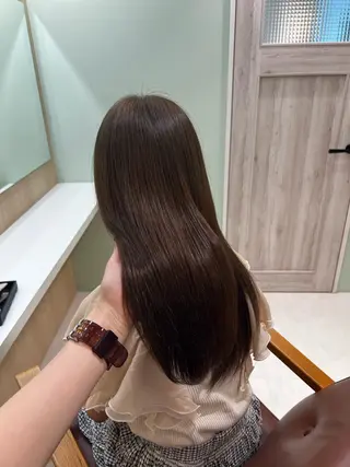 ロング 🤎艶感ベージュ/ ミルクティー🤎のヘアスタイル