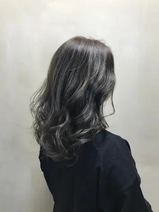 ミディアム カラー 【透明感、艶髪】西村 有司のヘアスタイル