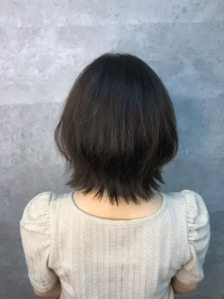ショート カラー 内藤 繁のヘアスタイル