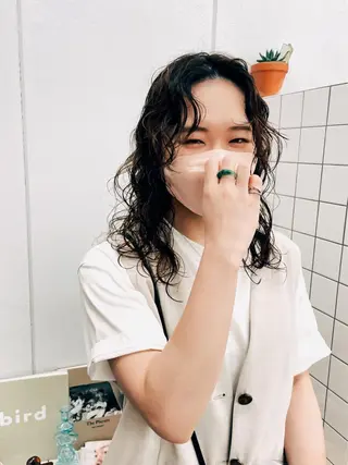 ミディアム パーマ 関 京磨のヘアスタイル
