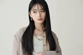 タニ ユウのヘアスタイル