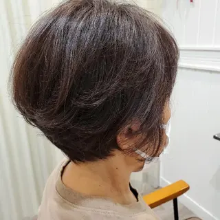 ショート カラー 松浦 正春のヘアスタイル