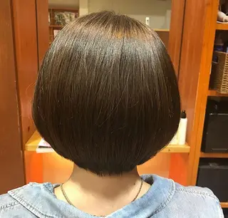 ショート カラー ✂︎ショート、ボブ、 レイヤー🩵YUMIのヘアスタイル