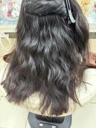 ロング ウィリアム シュウのヘアスタイル