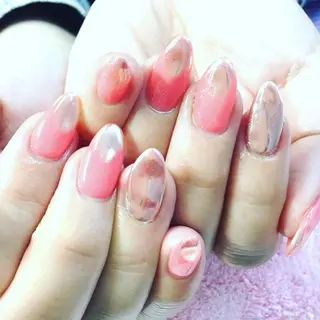 ネイル 和賀井 恵理のネイルデザイン