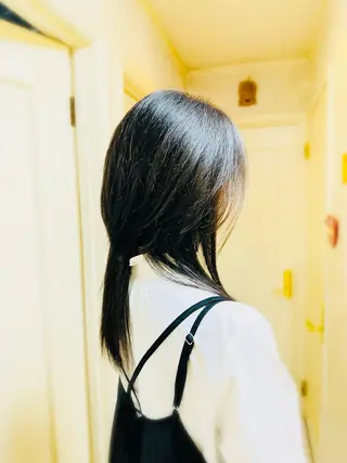 ロング 菅沼 美咲のヘアスタイル