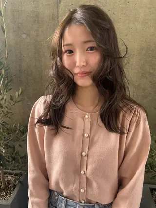 セミロング カラー yoda karenのヘアスタイル