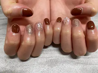 ネイル mogunail &blowのネイルデザイン