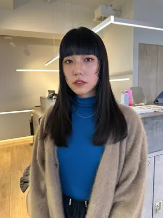 セミロング カラー 美髪・シールエクステ ホソタニリョウコのヘアスタイル